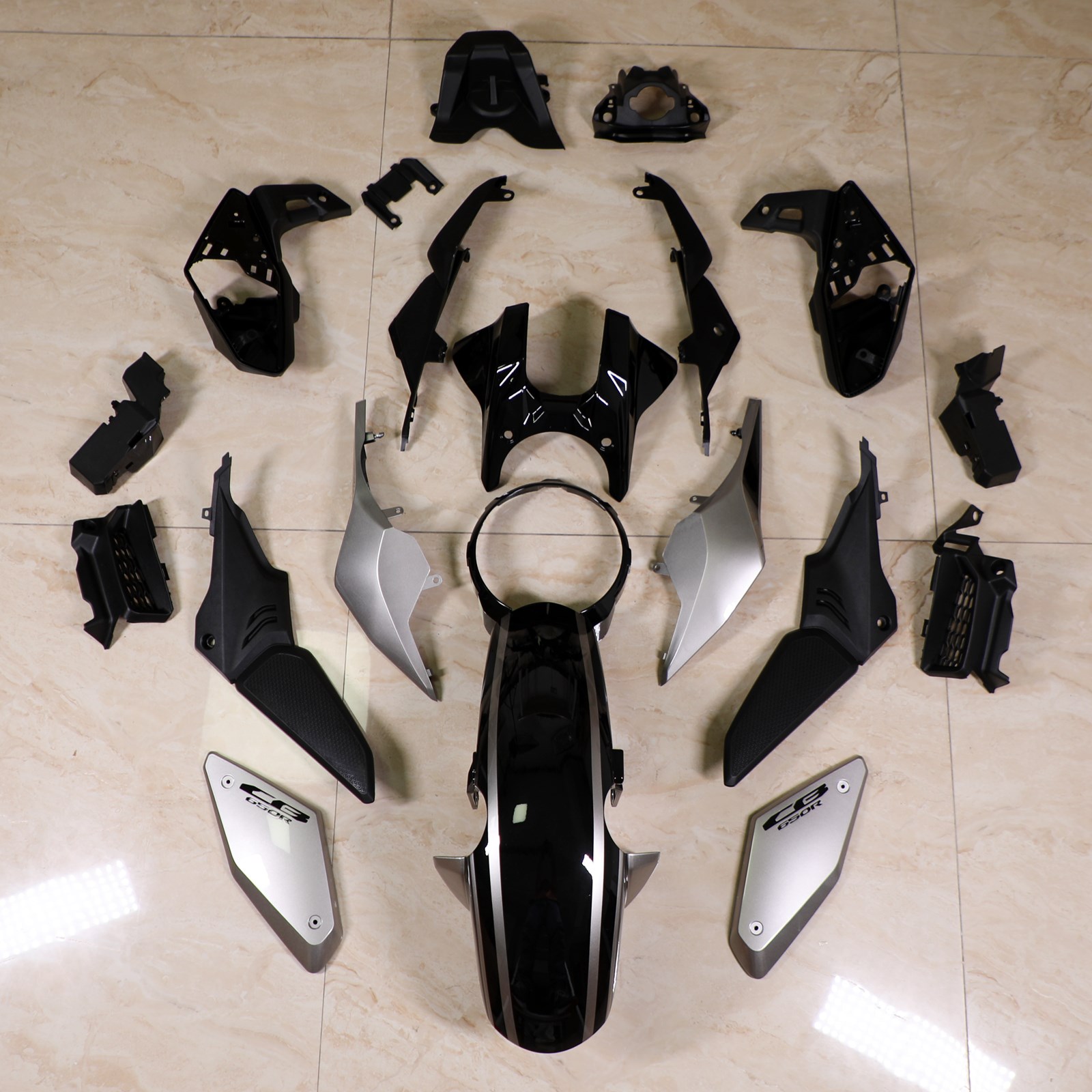 Honda CB650R 2019-2020全車個性彩繪車殼003-極限超快感
