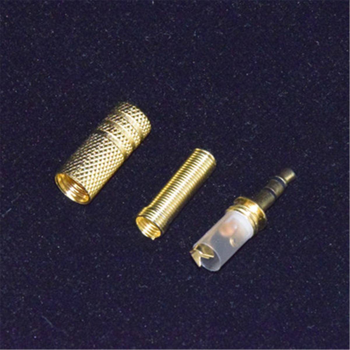 thumbnail image 2 of 3PCS 3.5mm 4 Pole Connector With Light Black Stainless Steel Metal Case 2 of 9