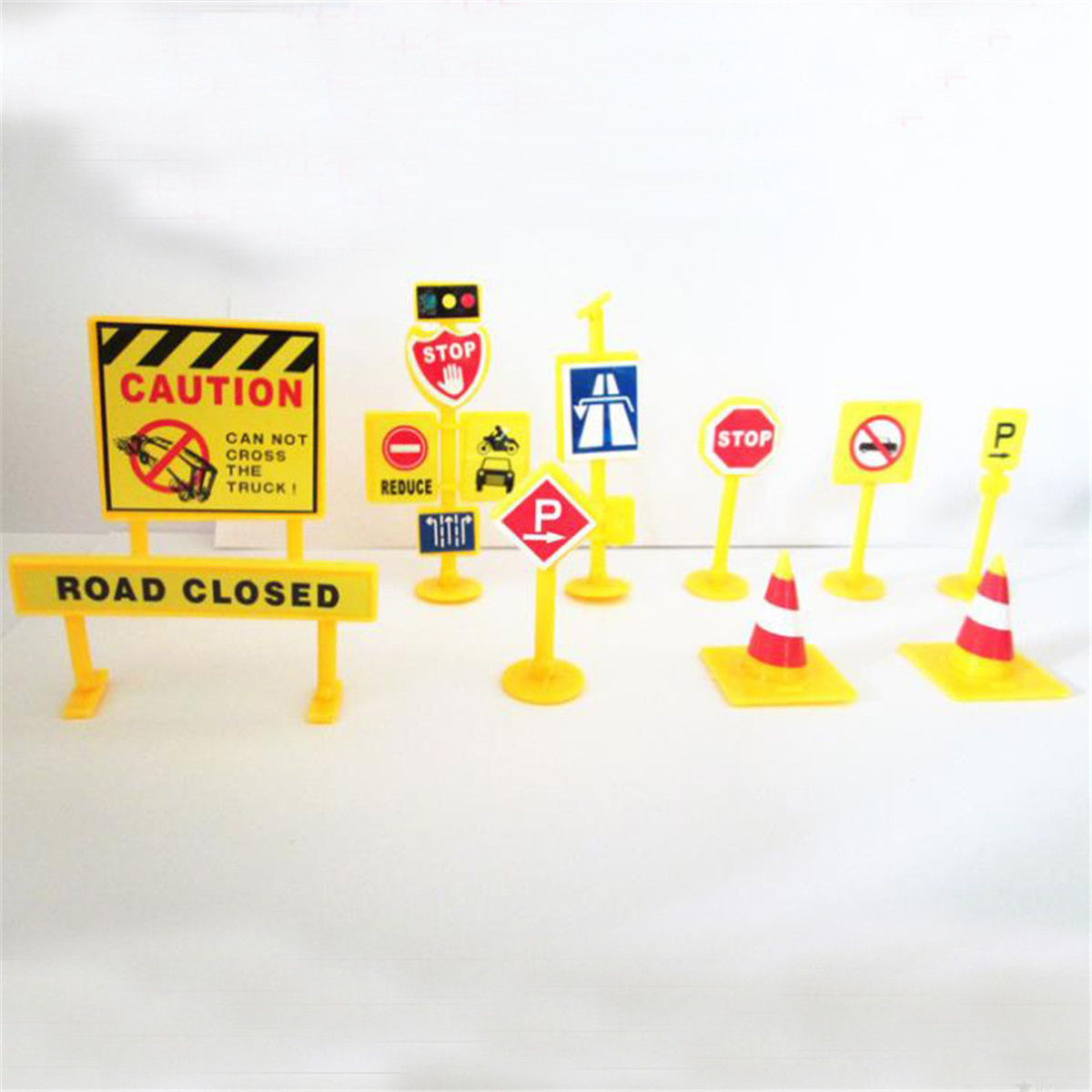 1set Plastic Traffic Road Signs Kids Children Play Learn Educational ...