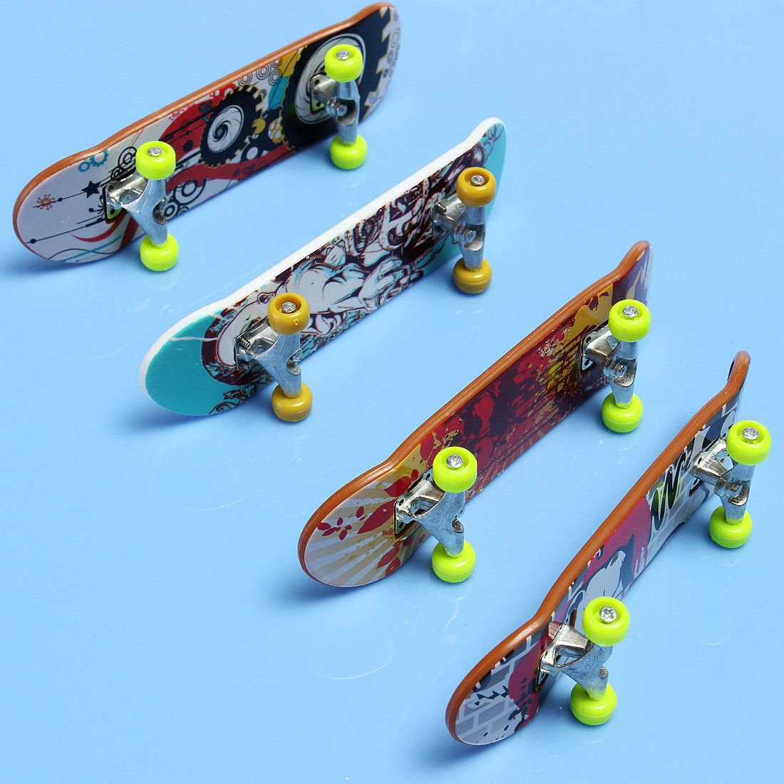 Mini Finger Board Skateboards Plastic Skate for Kids Pack of 4