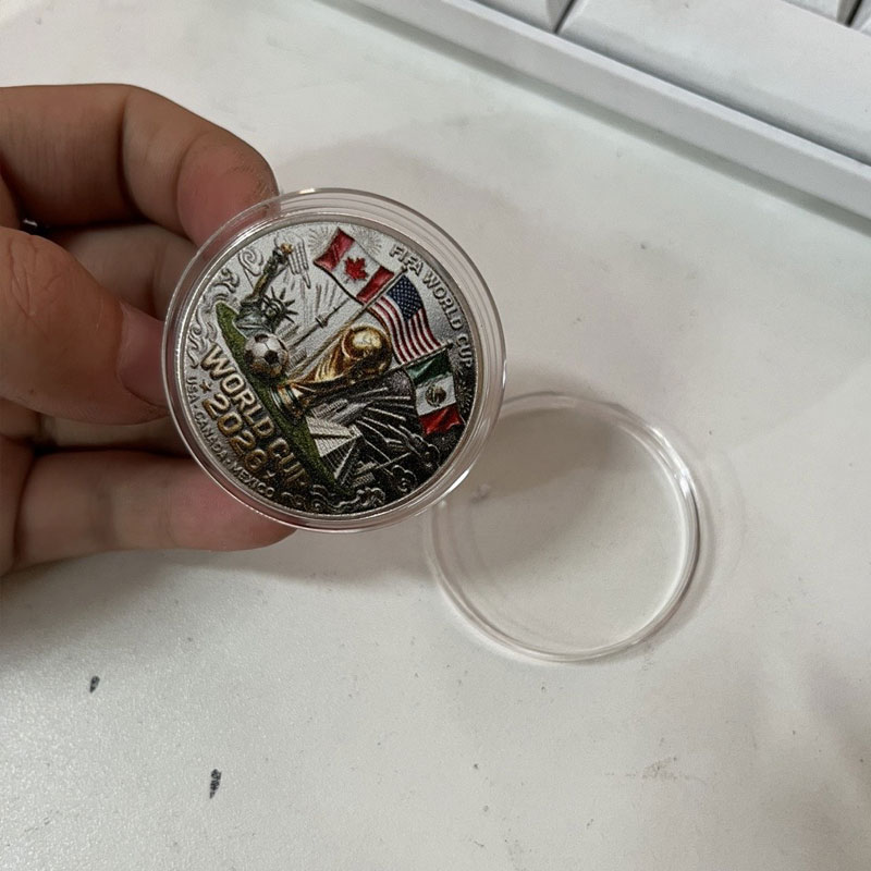 1PC FIFA World Cup 2026 USA Canada Mexico Commemorative Coin